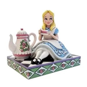 Jim Shore Disney Traditions 6018925 - Alice with Teapot "A Cup of Curiosity" Figurine 10,5 cm